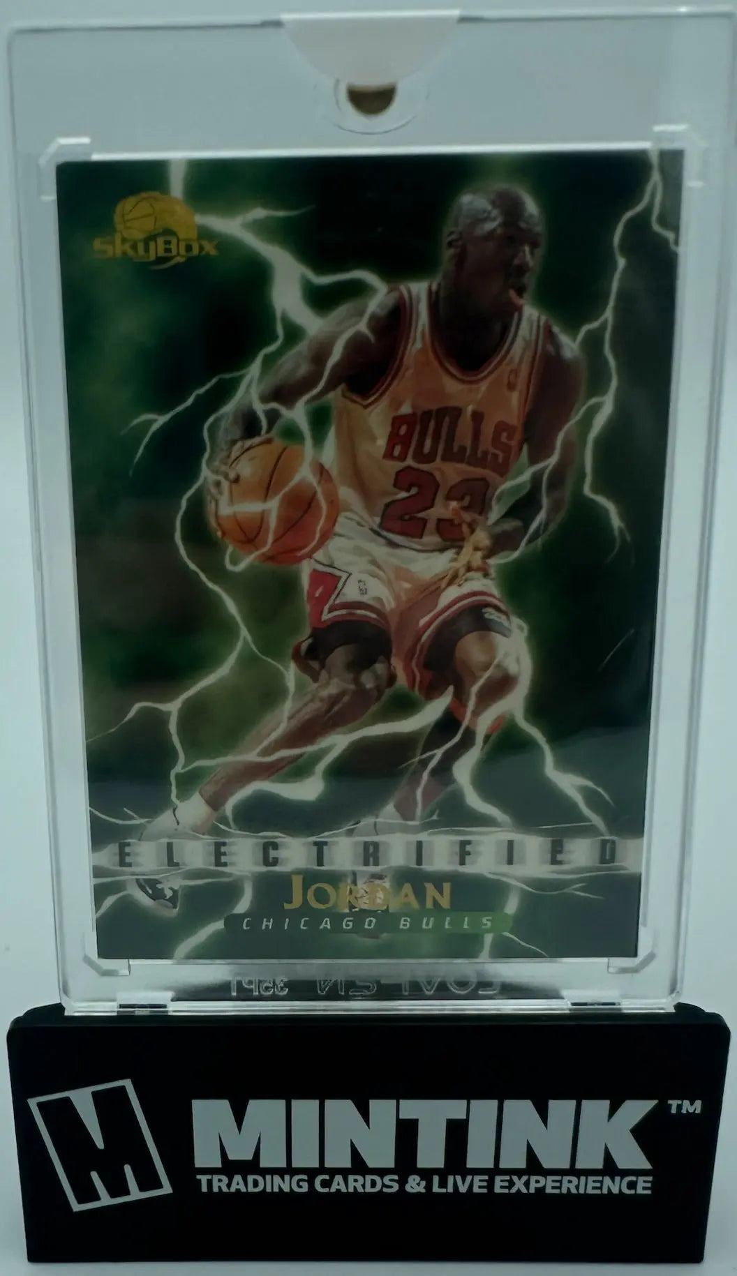 1996 Fleer SkyBox Michael Jordan Electrified 