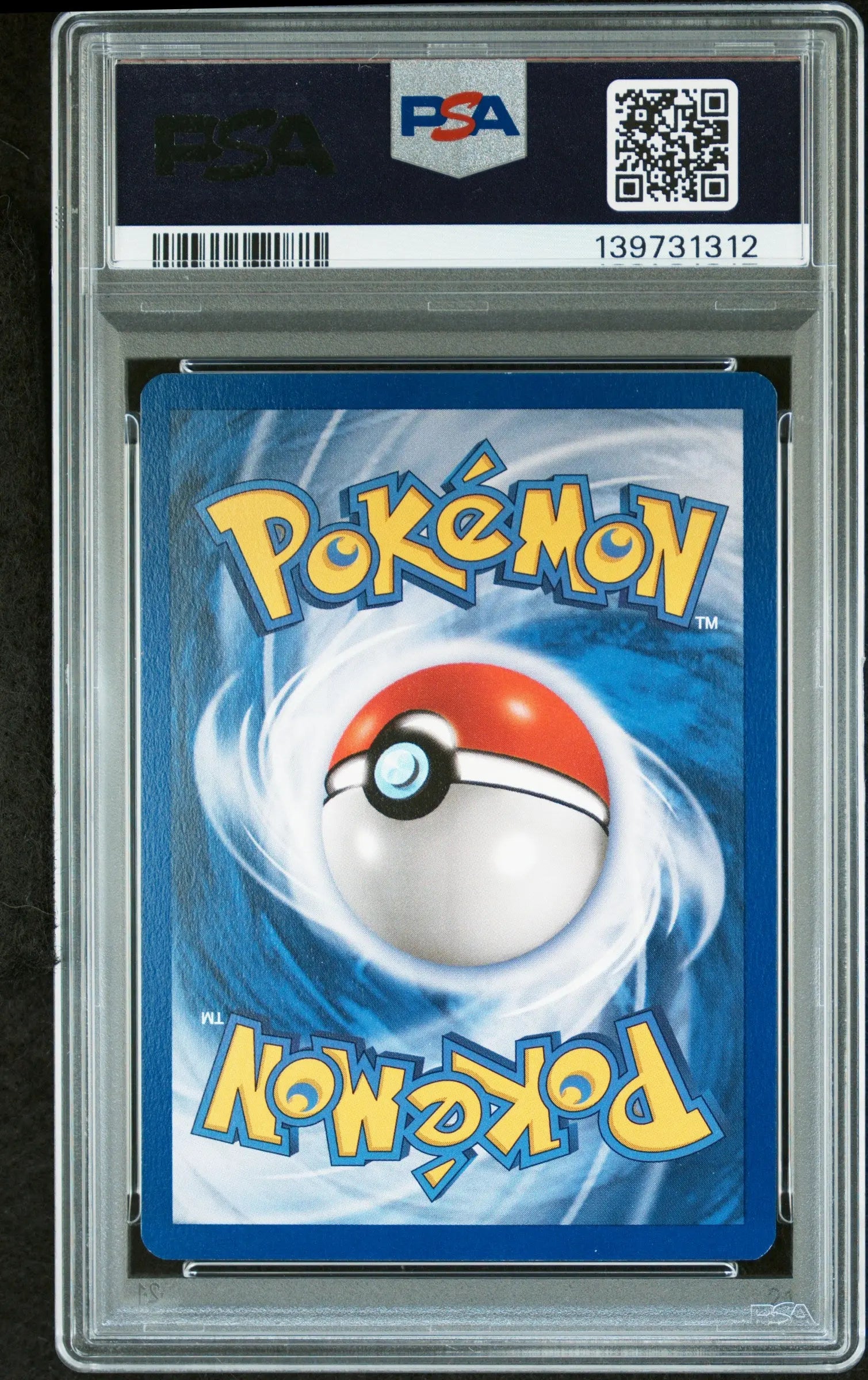 1999 Pokemon Fossil 4/62 Dragonite Holo PSA 8 