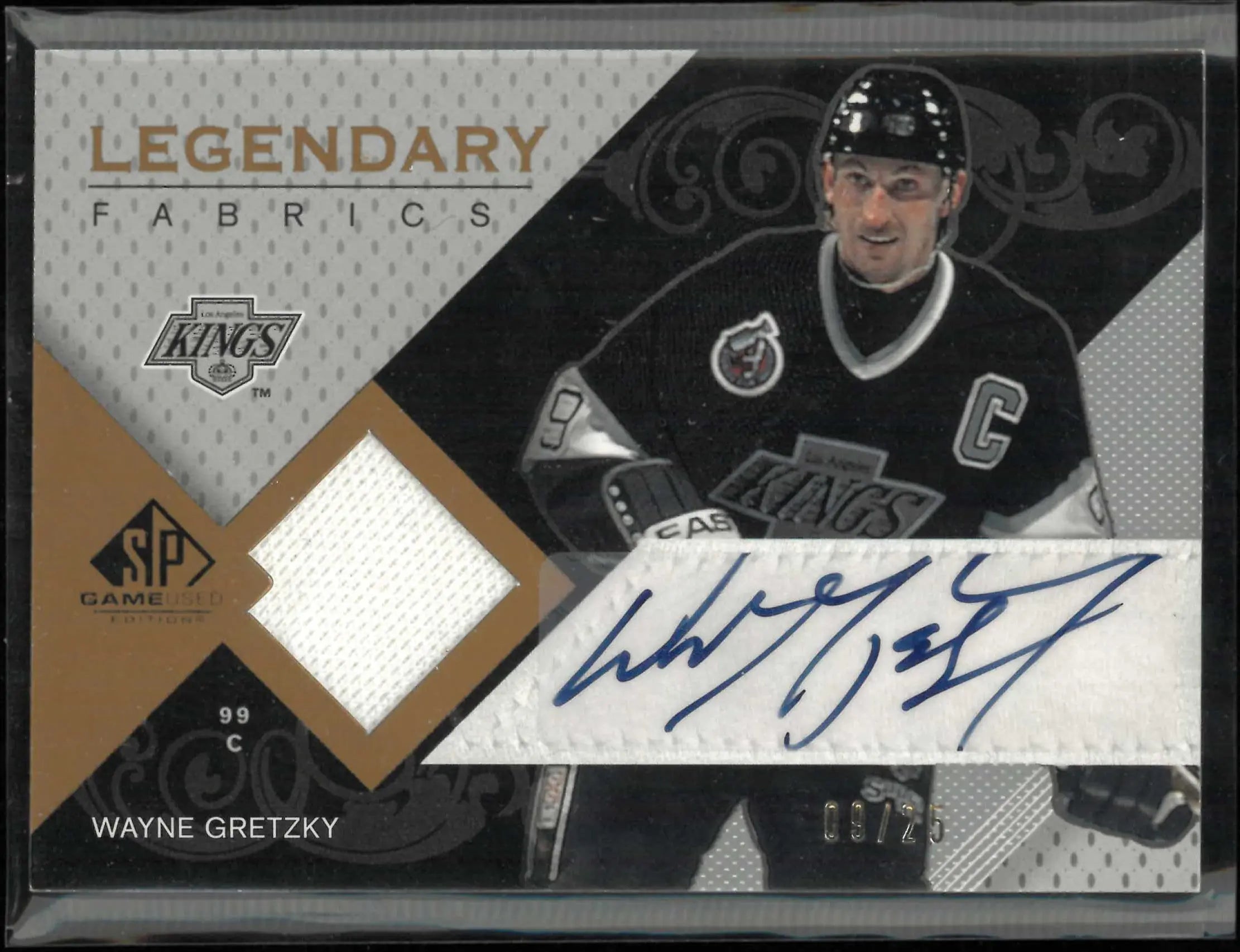 2007-08 UD SP Game Used Legendary Fabrics Autograph Patch Wayne Gretzky Auto /25 