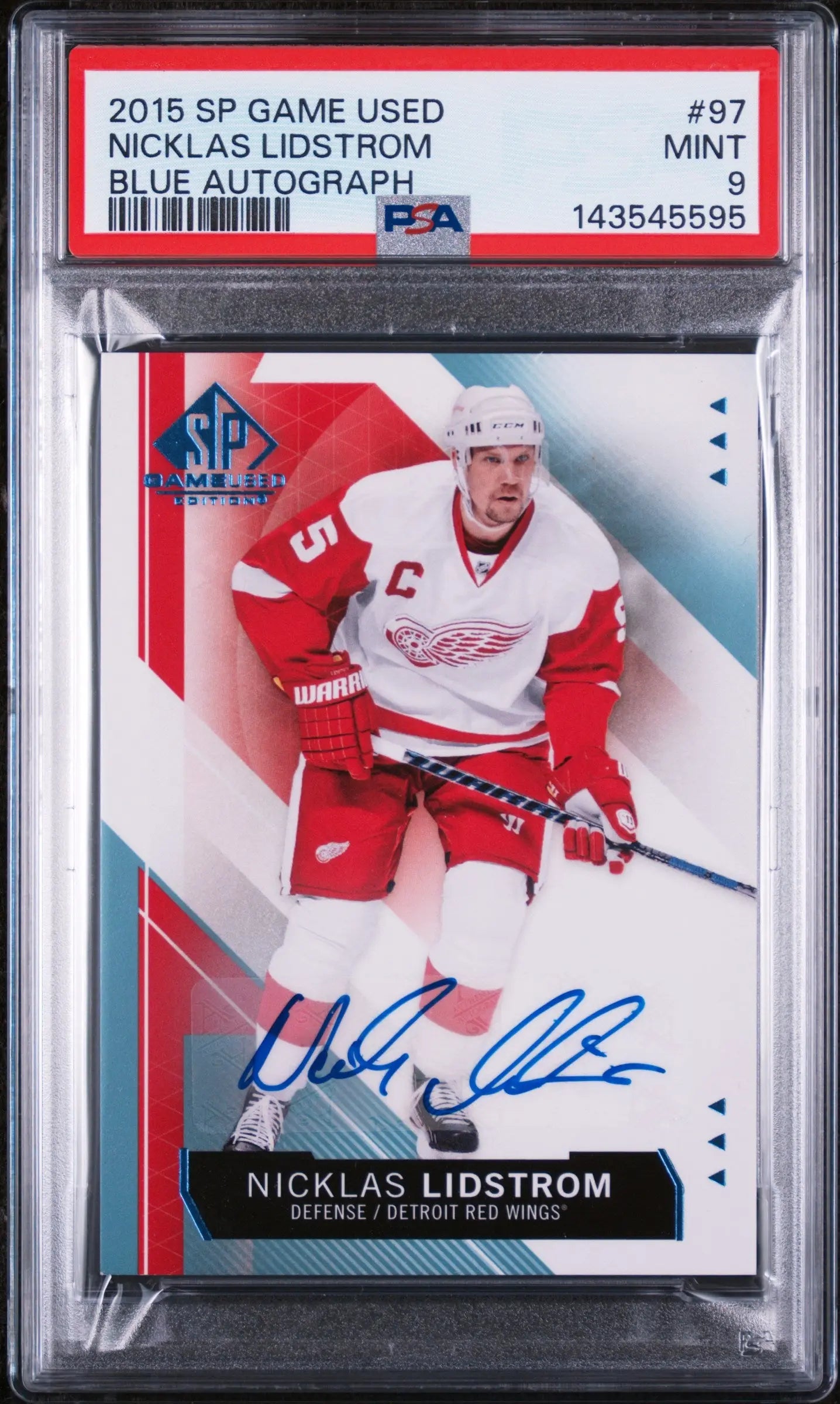 2015-16 SP Game Used Autograph Nicklas Lidstrom Blue Auto PSA 9 