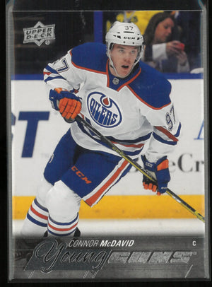 2015-16 Upper Deck Series 1 Young Guns Rookie Connord McDavid RC 