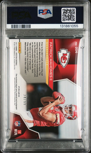 2017 Spectra Football Patrick Mahomes II RC Rookie Auto Patch PSA 7 /99 