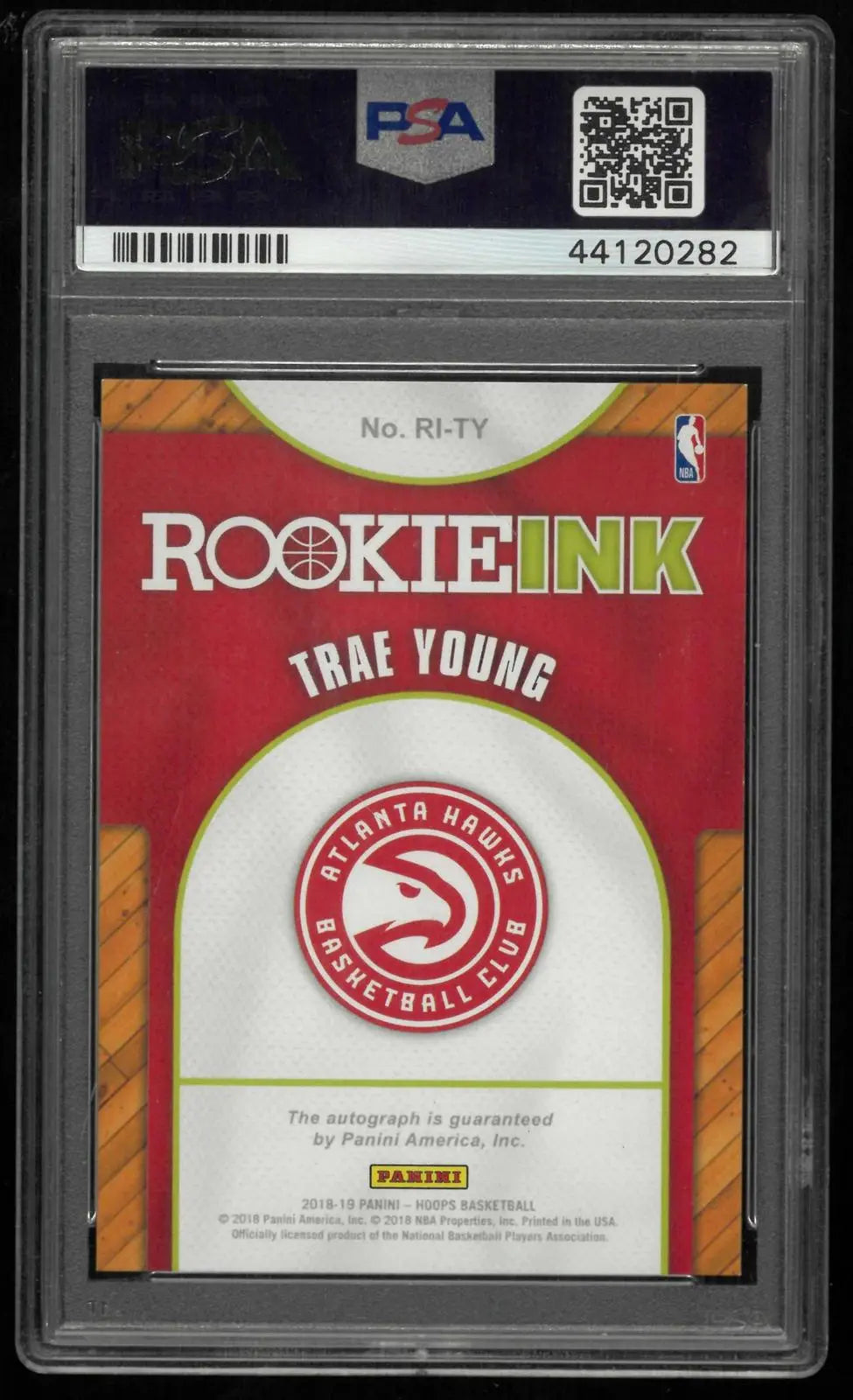 2018 Panini Hoops Rookie Ink Autograph Trae Young Auto RC PSA 9 