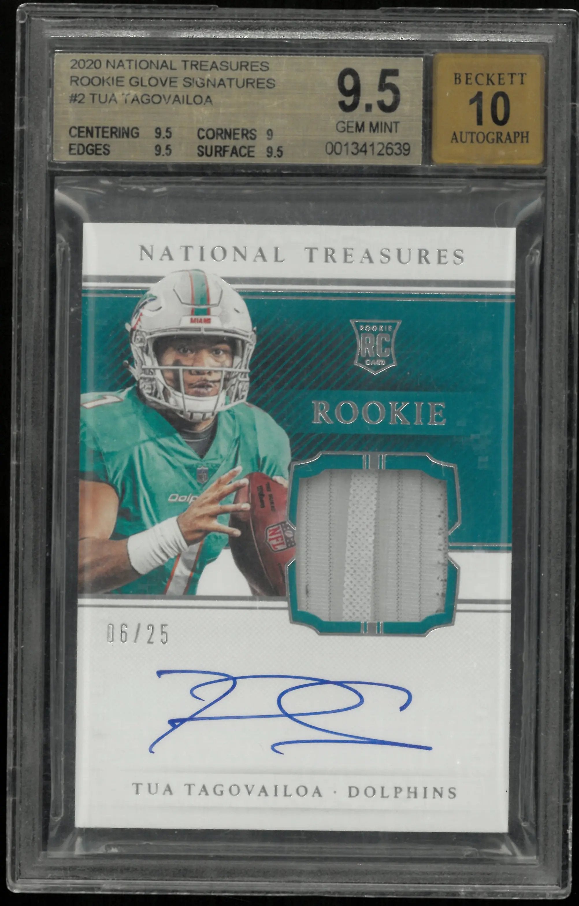2020 National Treasures RC Glove Signatures Tua Tagovailoa BGS 9.5 Auto 10 /25 