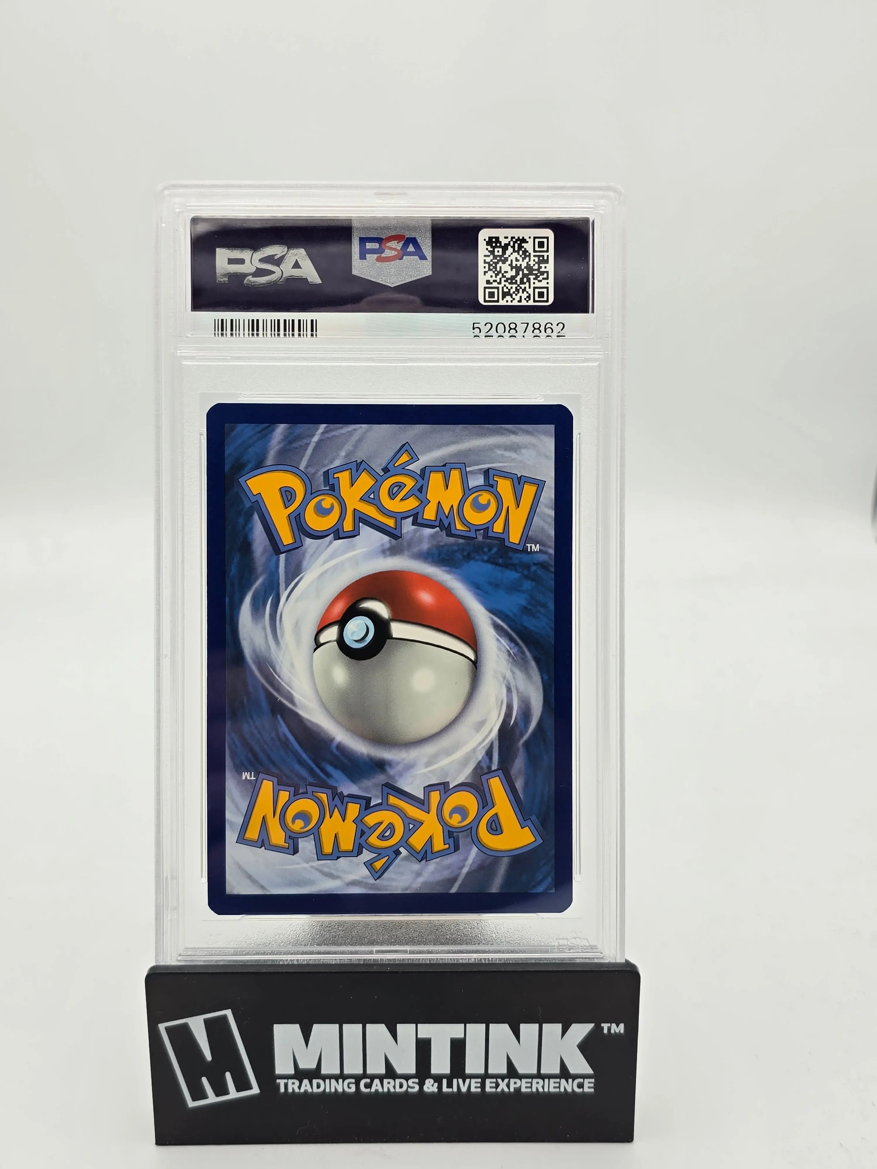 2020 Pokemon SWSH Charizard Vivid Voltage PSA 10 25/185 