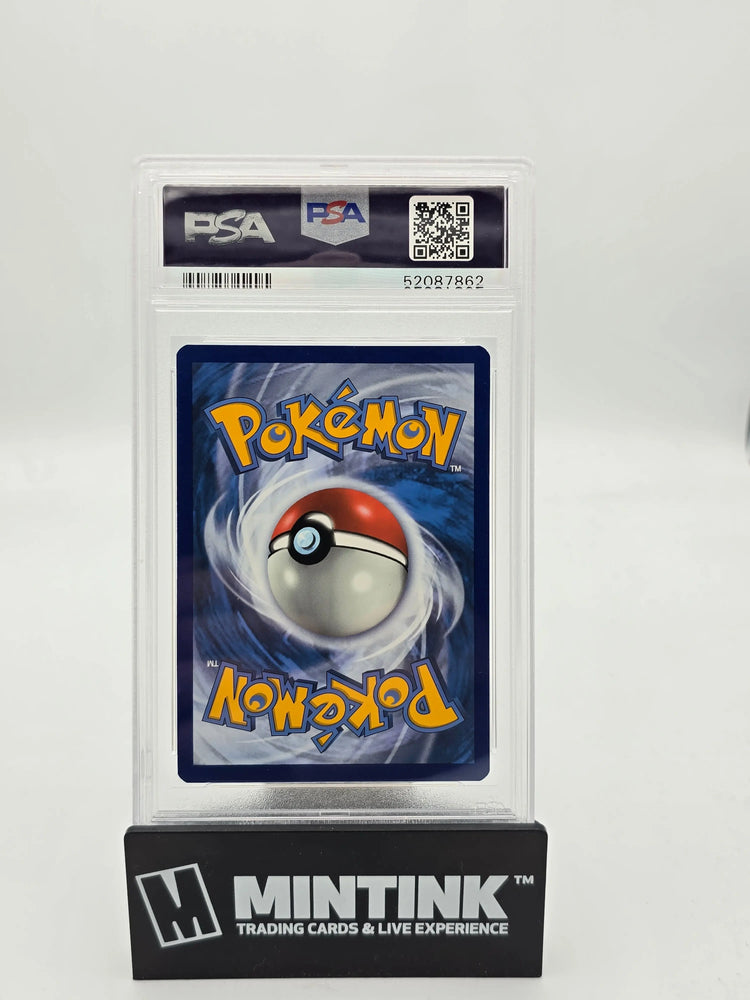 2020 Pokemon SWSH Charizard Vivid Voltage PSA 10 25/185 