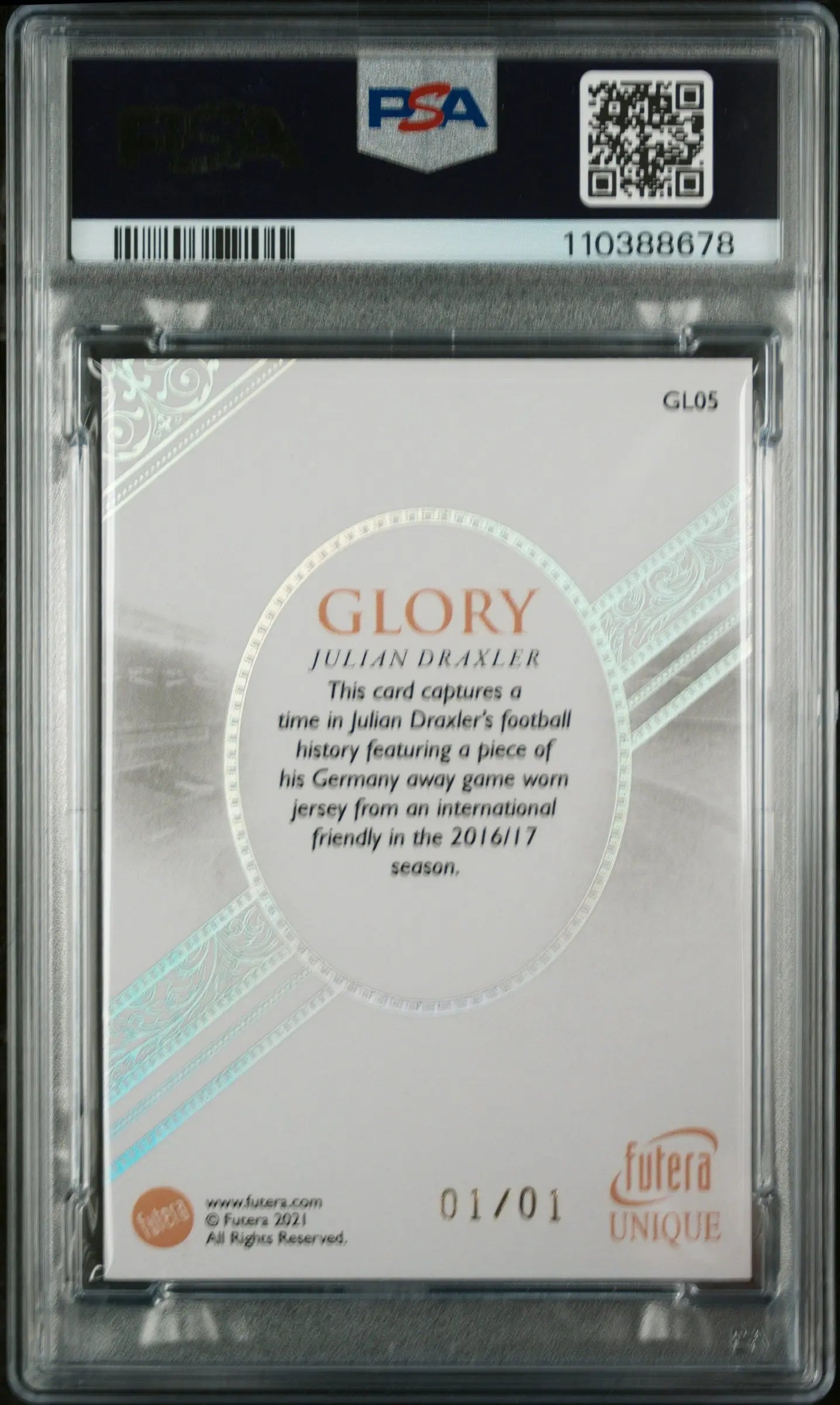 2021 Futera Unique World Football Glory Patch Julian Draxler Rainbow 1/1 PSA 8 