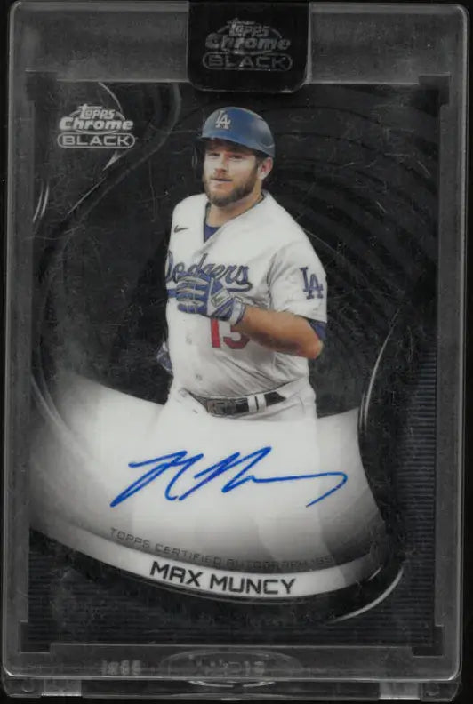 2022 Topps Chrome Black Autograph Max Muncy Auto 