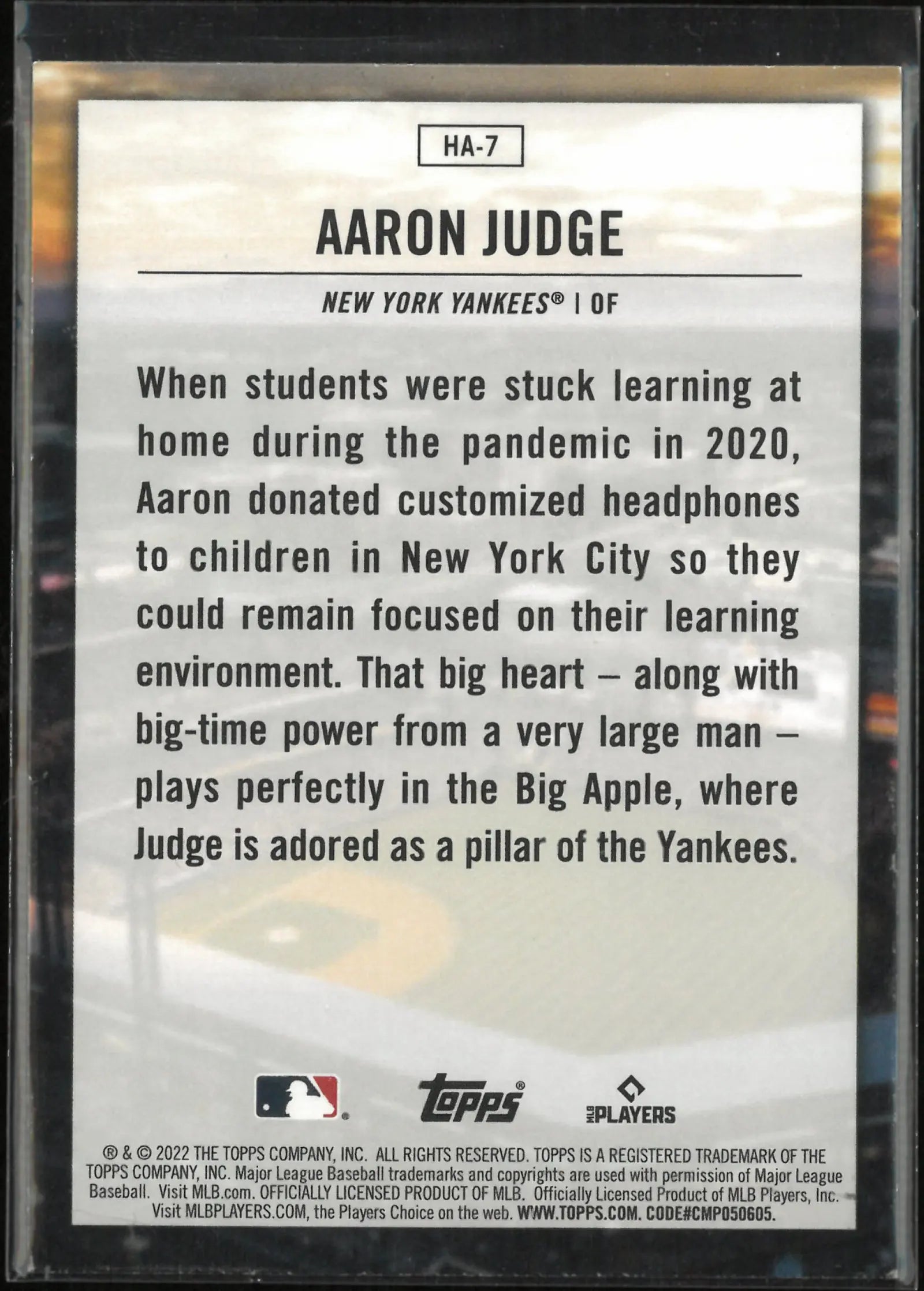 2022 Topps Home Field Advantage Aaron Judge (Surface Damage) 