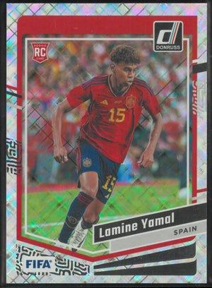 2023-24 Panini Donruss Rookie Lamine Yamal Diamond RC 