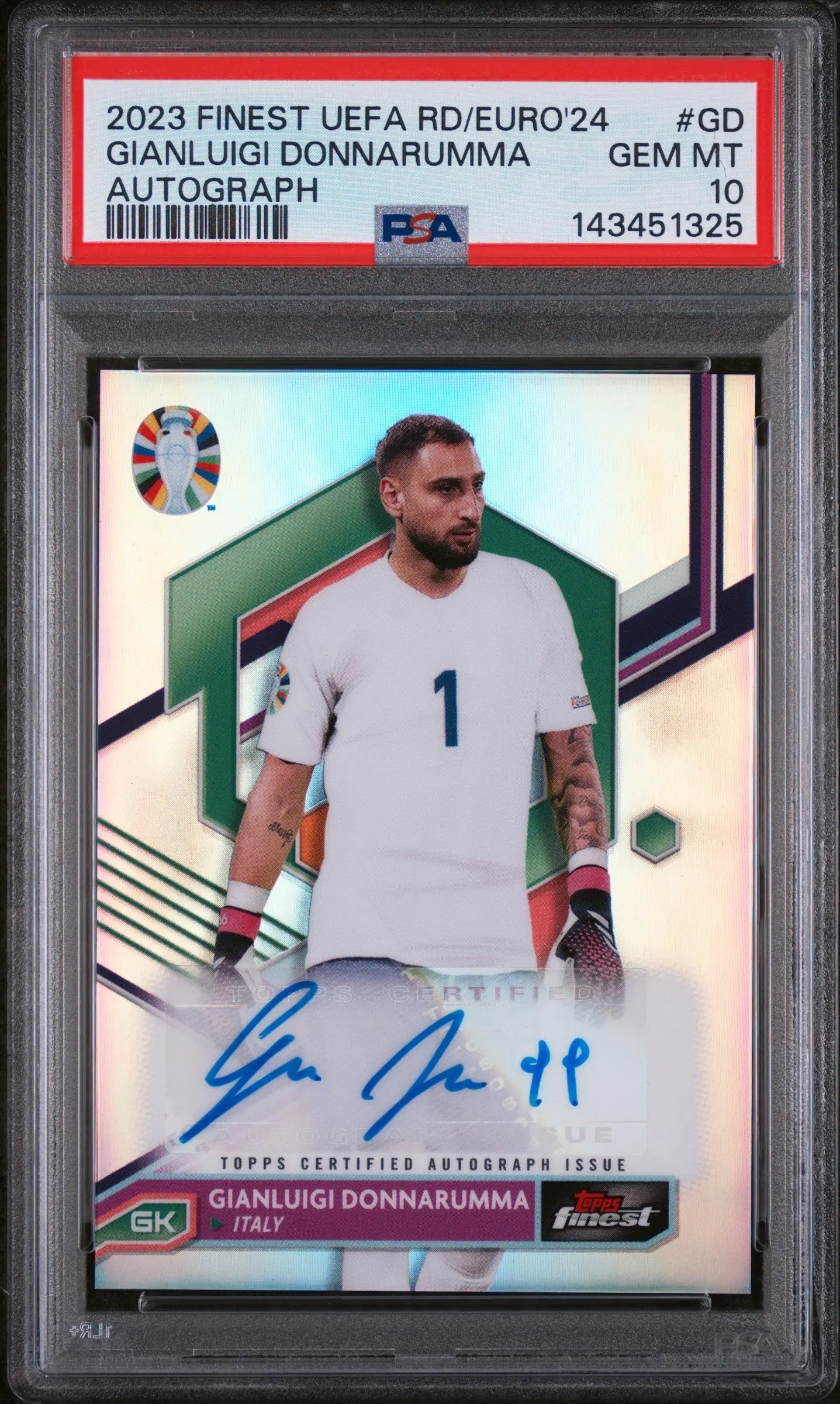 2023 Topps Finest Road To UEFA Euro 2024 Autographs Gianluigi Donnarumma PSA 10 