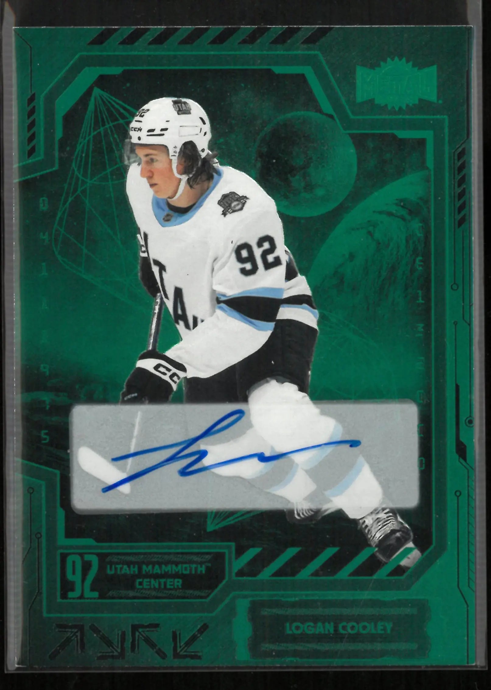 2025-26 Upper Deck Metal Universe Logan Cooley Green Autograph Auto /10 