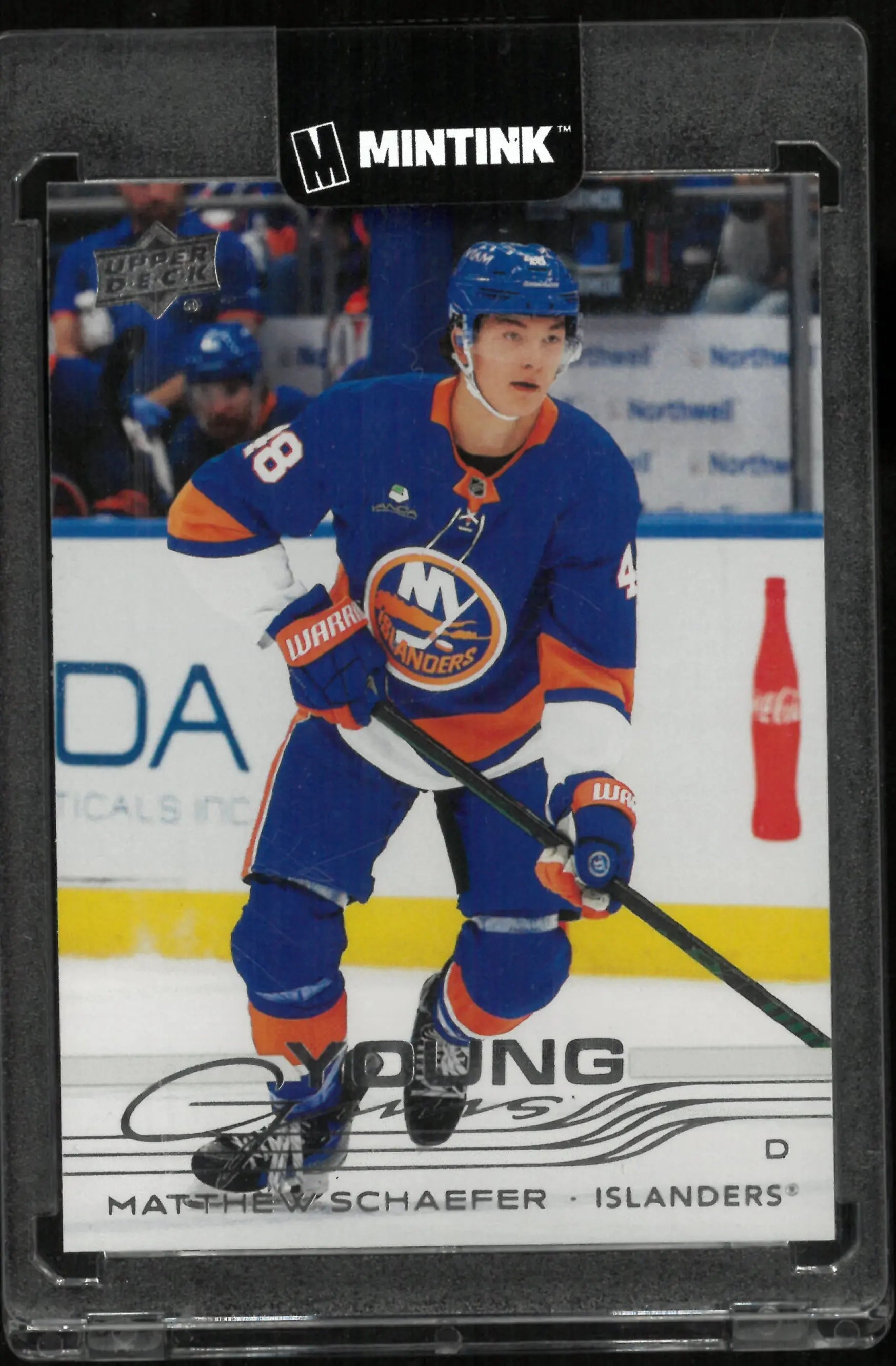 2025-26 Upper Deck Series 2 Young Guns Matthew Schaefer RC Rookie 