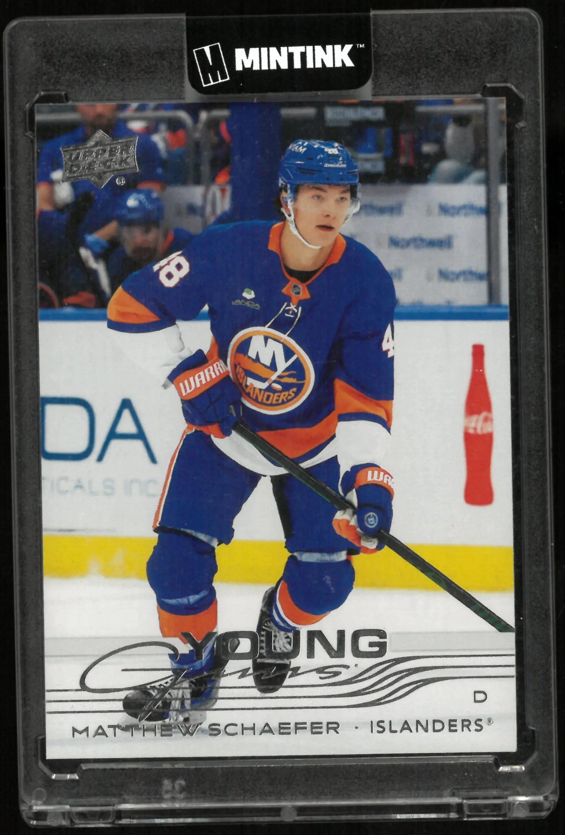 2025-26 Upper Deck Series 2 Young Guns Matthew Schaefer RC Rookie 