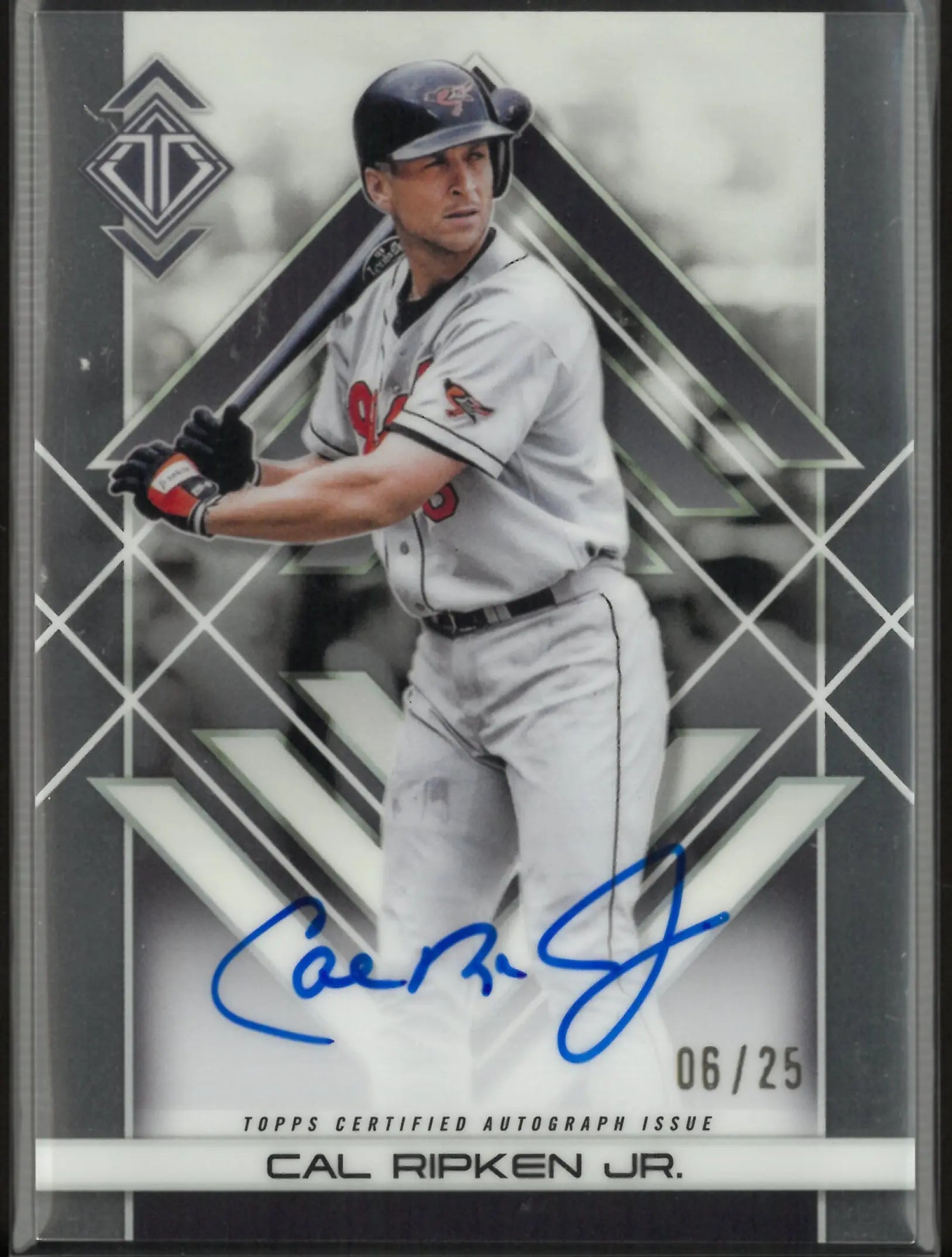 2025 Topps Baseball Transcendent Icons Chrome Auto Variation Cal Ripken JR /25 