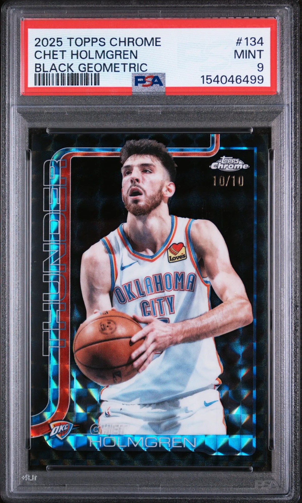 2025 Topps Chrome Chet Holmgren Black Geometric /10 PSA 9 