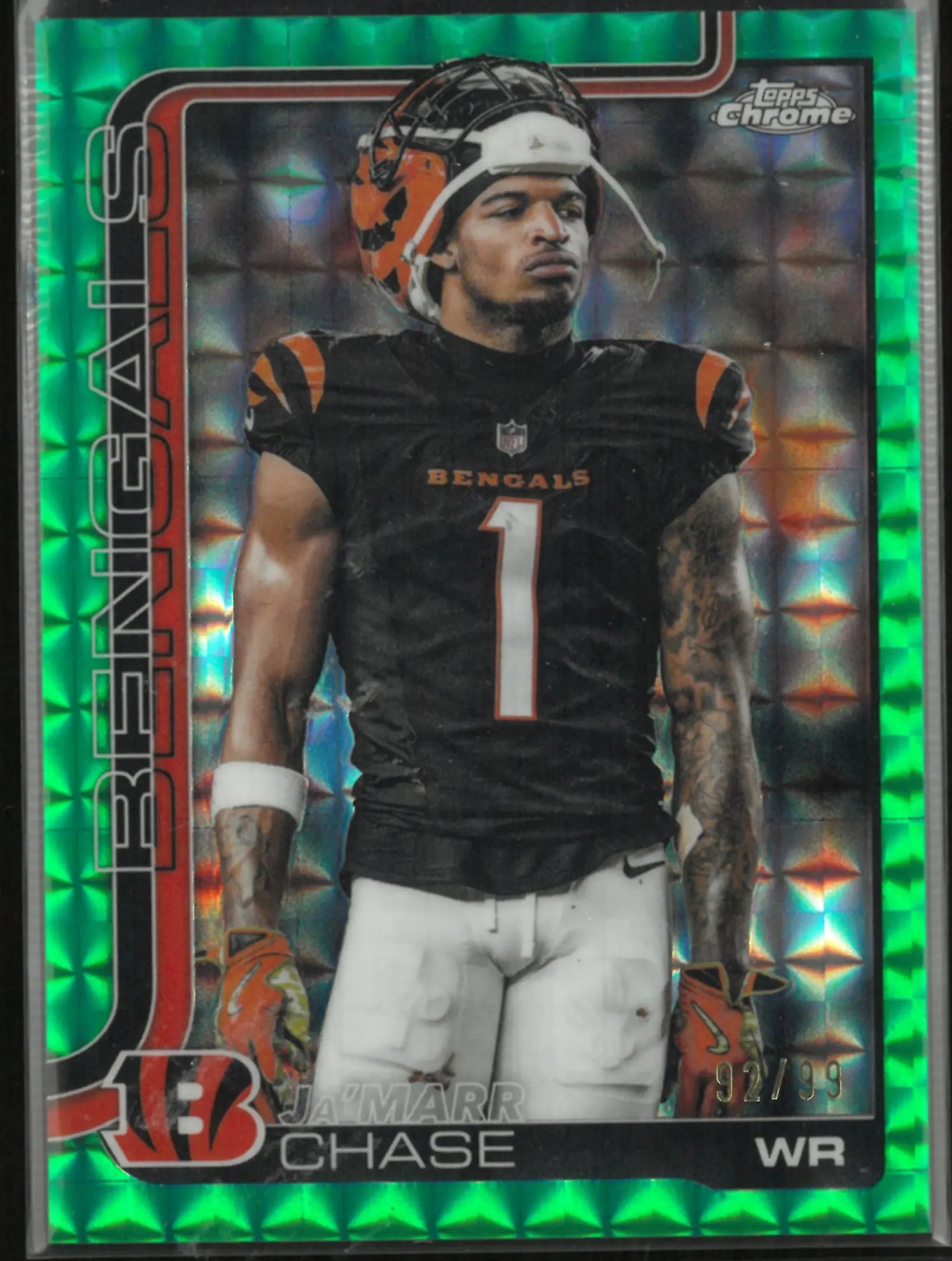 2025 Topps Chrome Football Green Geometric Refractor Ja'Marr Chase /99 