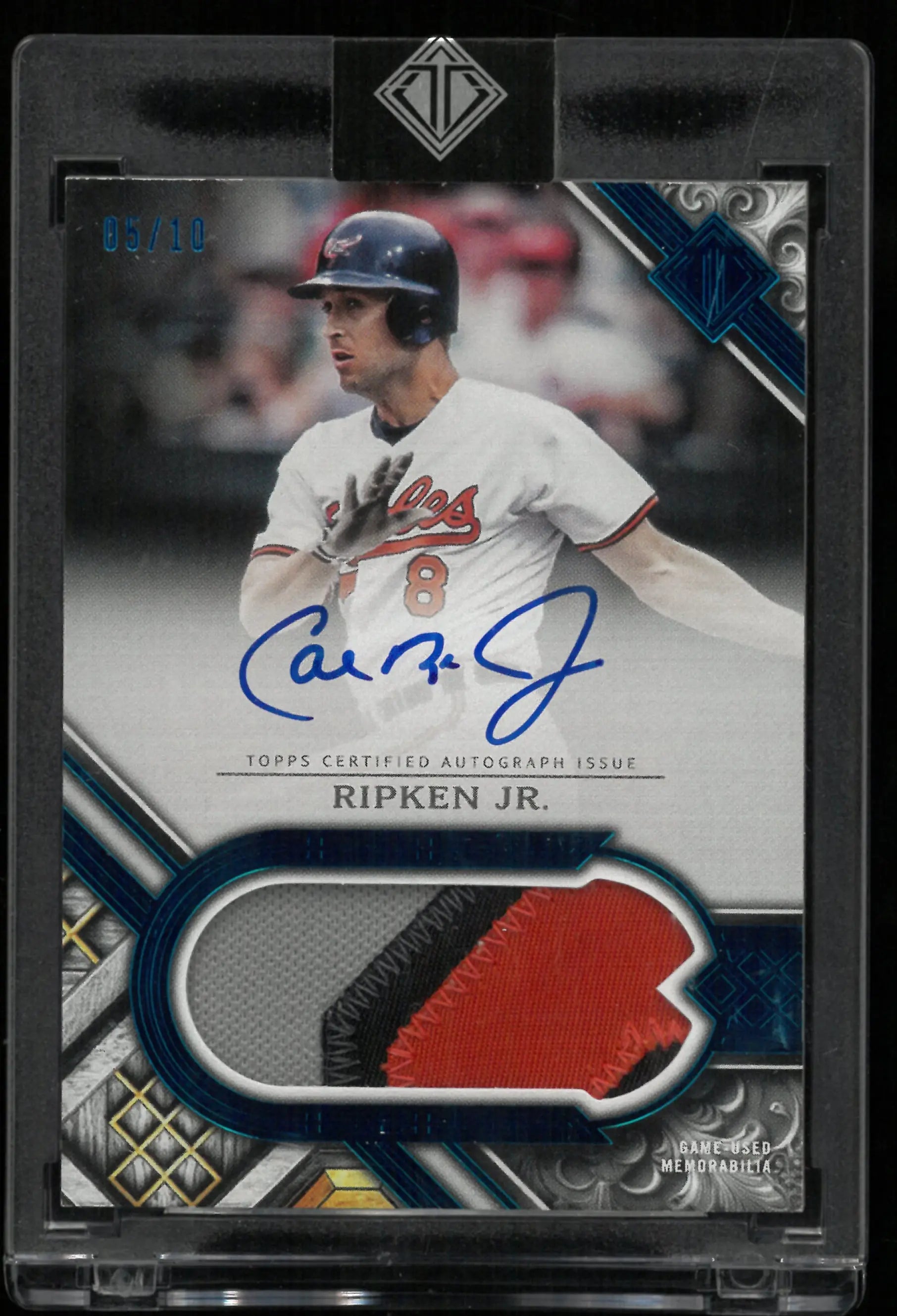 2025 Topps Transcendent Autograph Patch Cal Ripken Jr. Auto Blue /10 