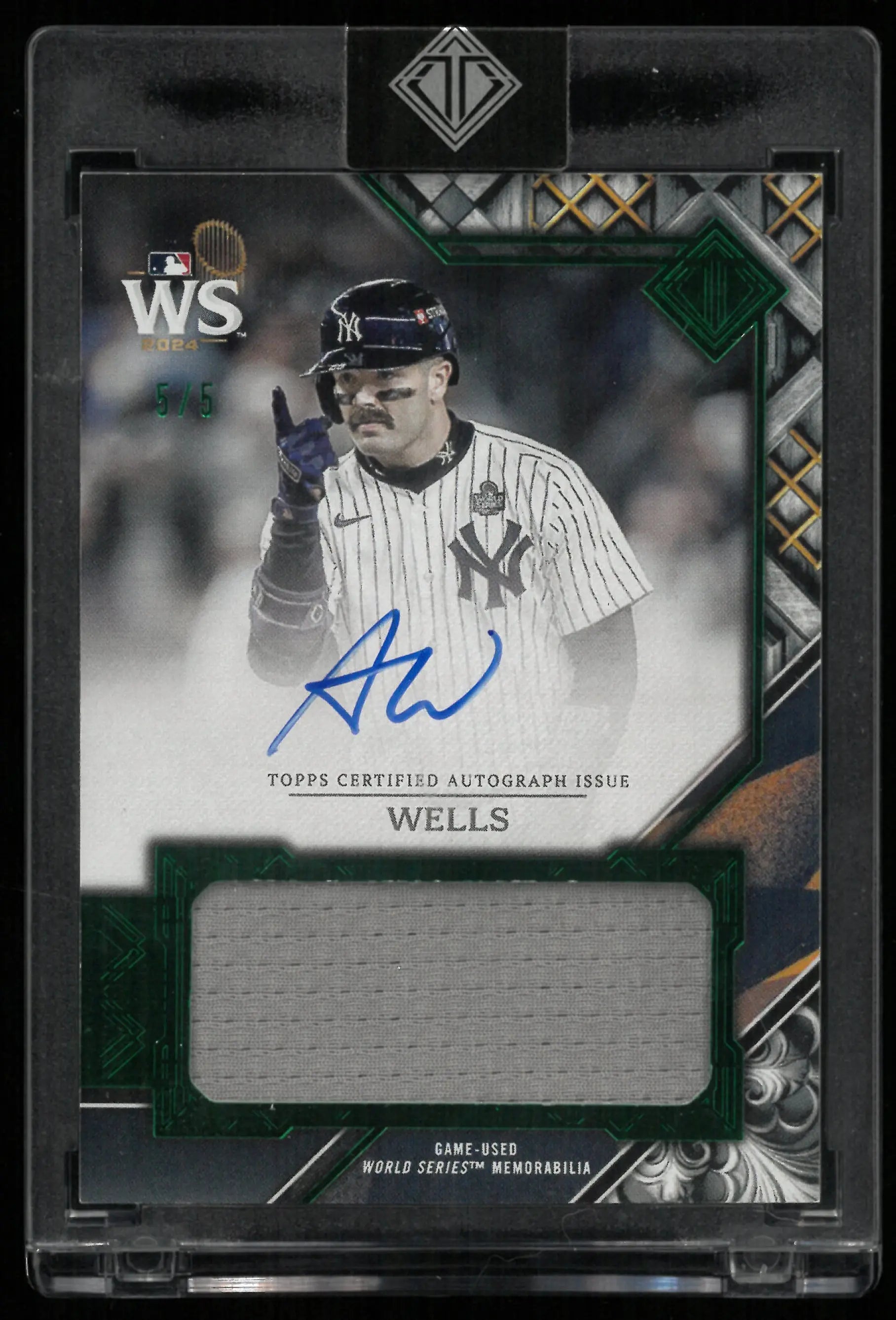 2025 Topps Transcendent World Series Relic Autograph Austin Wells Auto Green /5 