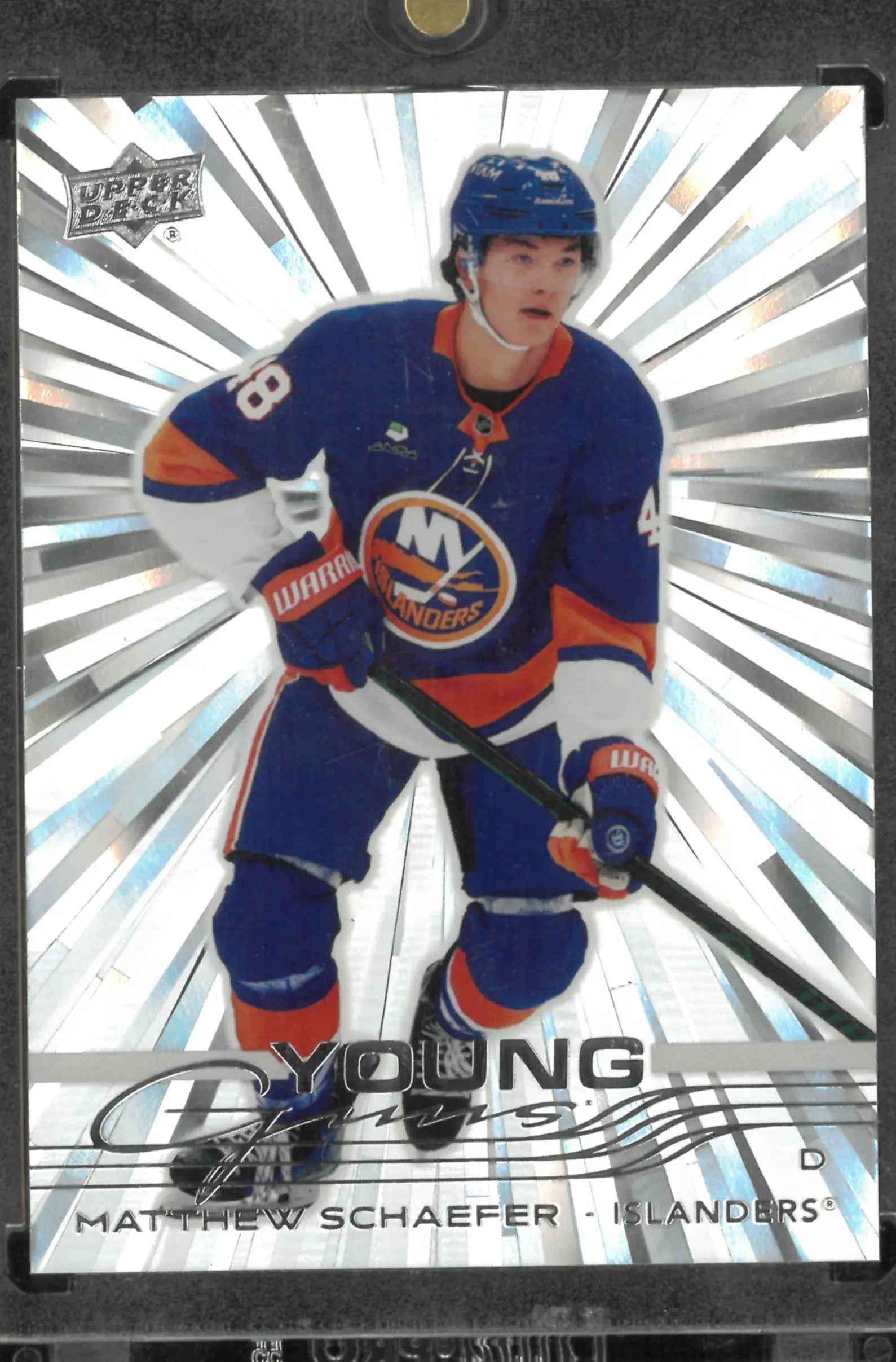 2025 Upper Deck Matthew Schaefer Outburst Young Guns 