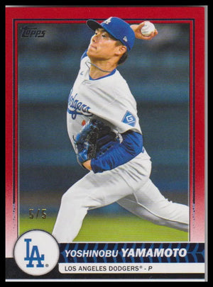 2026 Topps #72 Yoshinobu Yamamoto Flagship Collection Chrome Red #/5 