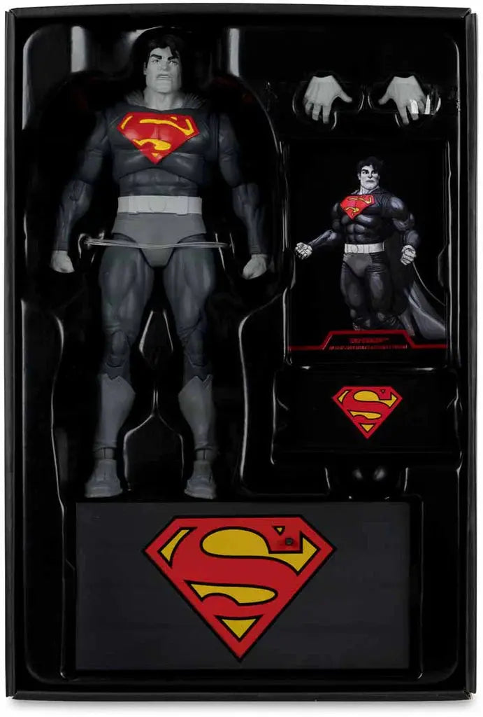 DC Multiverse The Dark Knight Returns 7 Inch Action Figure Exclusive Superman Black & White Edition Gold Label 