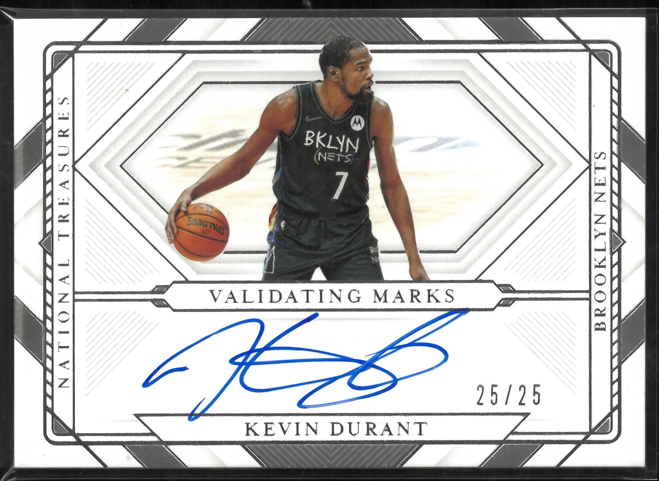 Kevin Durant Auto /25 25/25 2020-21 National Treasures Validating Marks 