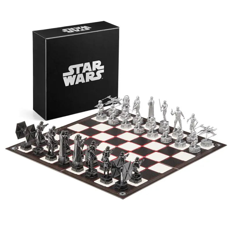 Noble Collection Star Wars Original Trilogy Chess Set 